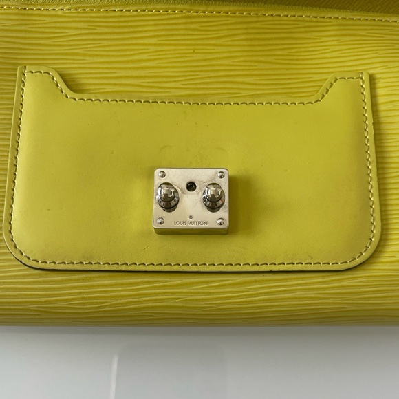 LOUIS VUITTON Wallet Authentic - Picture 6 of 13